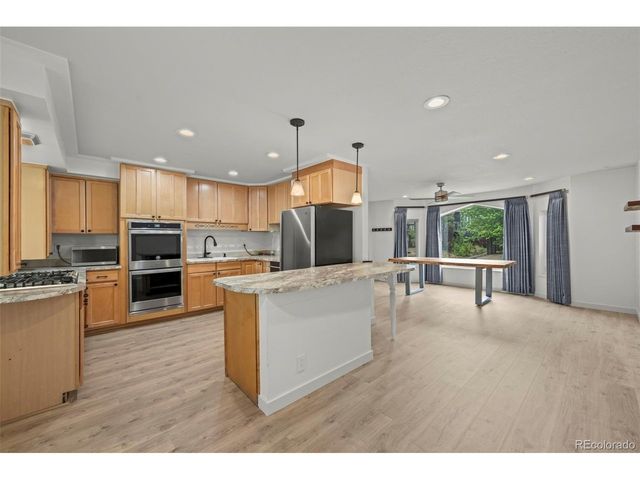 2351 S Garland Ct, Lakewood, CO 80227