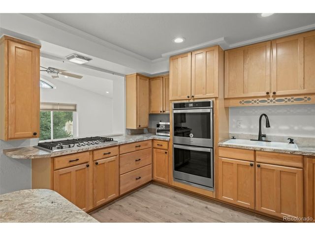 2351 S Garland Ct, Lakewood, CO 80227