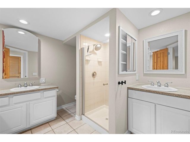 2351 S Garland Ct, Lakewood, CO 80227