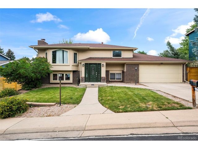 2351 S Garland Ct, Lakewood, CO 80227