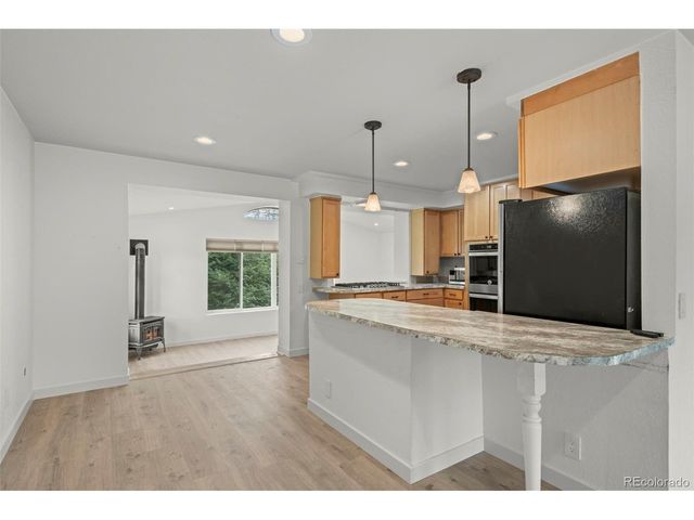 2351 S Garland Ct, Lakewood, CO 80227