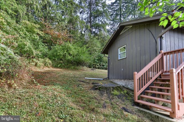 5 CLUB RD, Wernersville, PA 19565