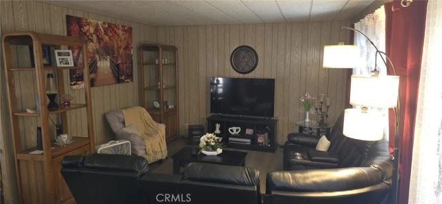 575 S Lyon 51, Hemet, CA 92545