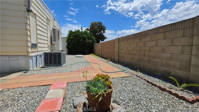 575 S Lyon 51, Hemet, CA 92545