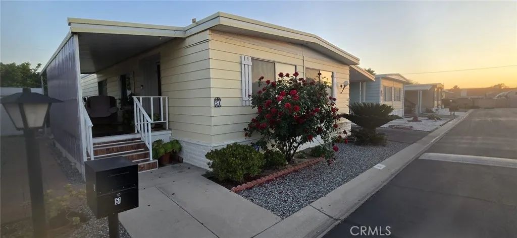 575 S Lyon 51, Hemet, CA 92545