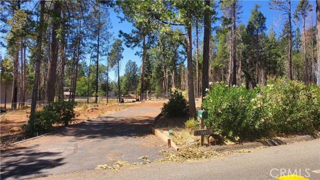 13865 W Park Drive, Magalia, CA 95954