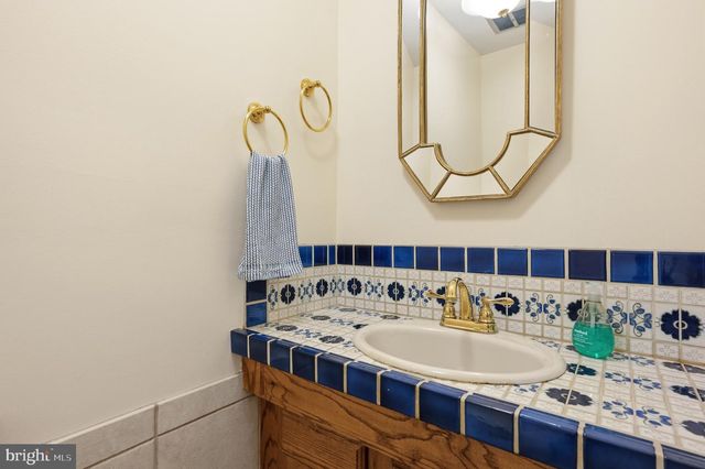 7118 DEVONSHIRE RD, Alexandria, VA 22307