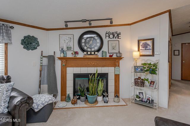 27484 Oregon Road, 86, Perrysburg, OH 43551
