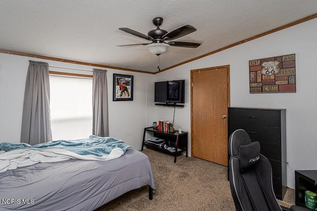 27484 Oregon Road, 86, Perrysburg, OH 43551
