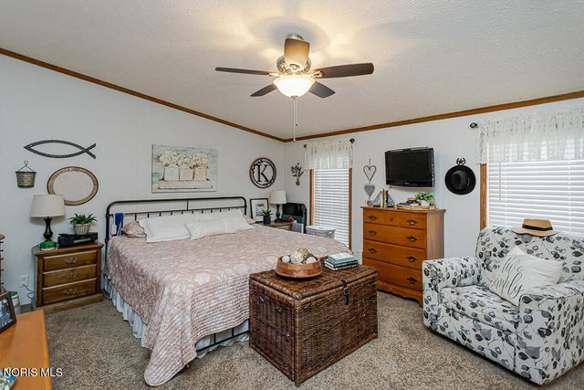27484 Oregon Road, 86, Perrysburg, OH 43551