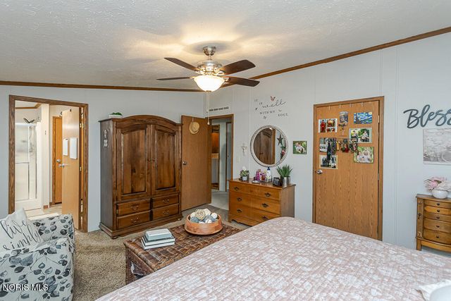 27484 Oregon Road, 86, Perrysburg, OH 43551