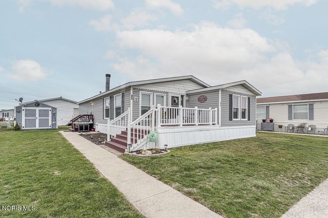 27484 Oregon Road, 86, Perrysburg, OH 43551