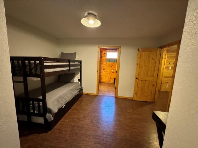 164 Pine Hollow Cove, Brookeland, TX 75931