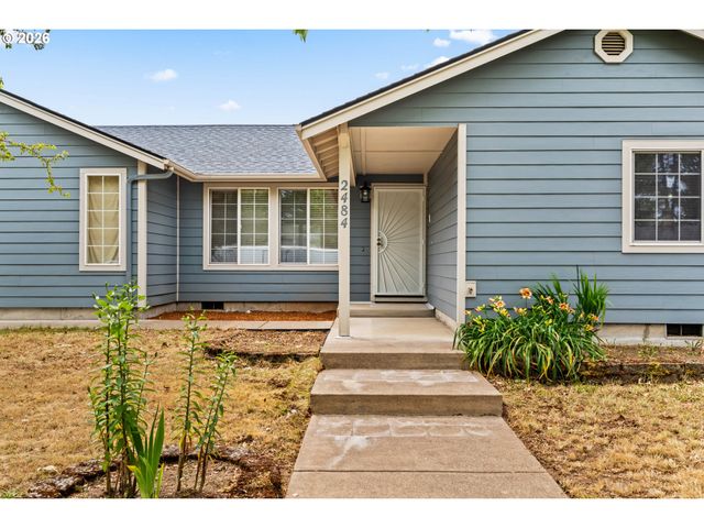 2484 MELROSE Loop, Eugene, OR 97402
