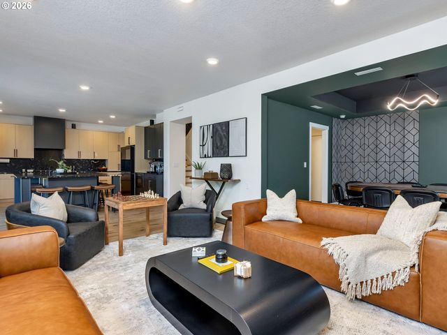 1001 S 50TH Ct, Ridgefield, WA 98642