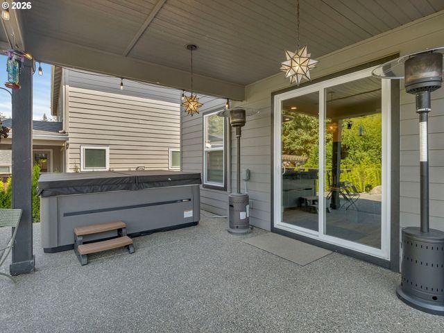 1001 S 50TH Ct, Ridgefield, WA 98642