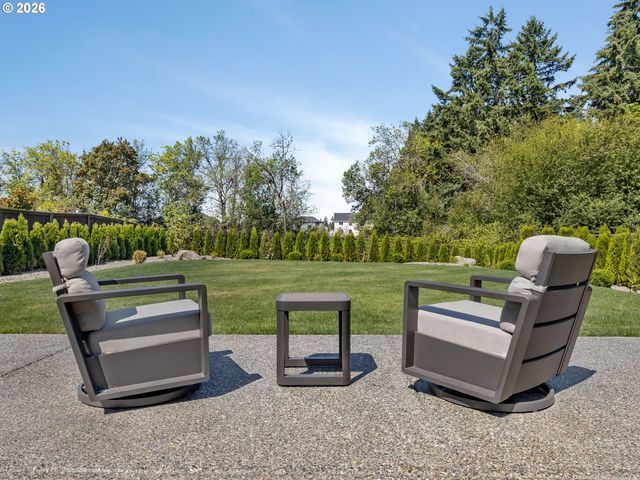 1001 S 50TH Ct, Ridgefield, WA 98642