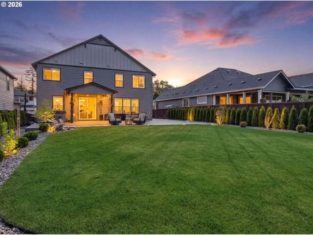 1001 S 50TH Ct, Ridgefield, WA 98642
