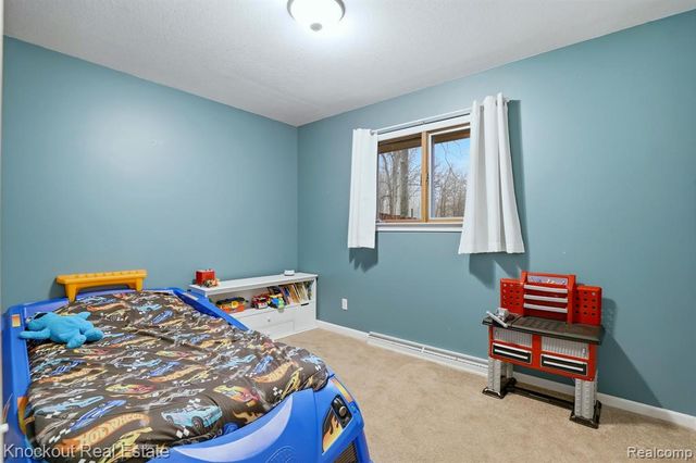 4256 Emerald Drive, Bridgeport, MI 48722