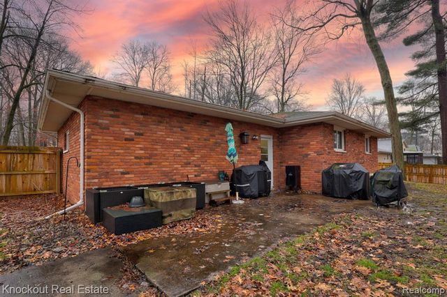 4256 Emerald Drive, Bridgeport, MI 48722