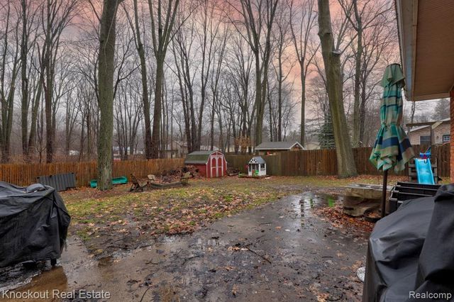 4256 Emerald Drive, Bridgeport, MI 48722