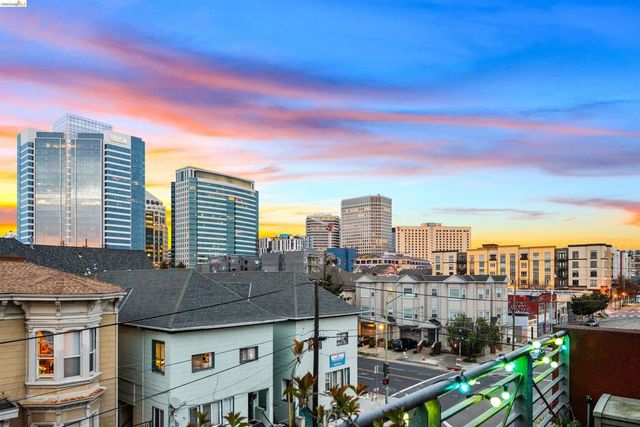 675 8th St 16, Oakland, CA 94607