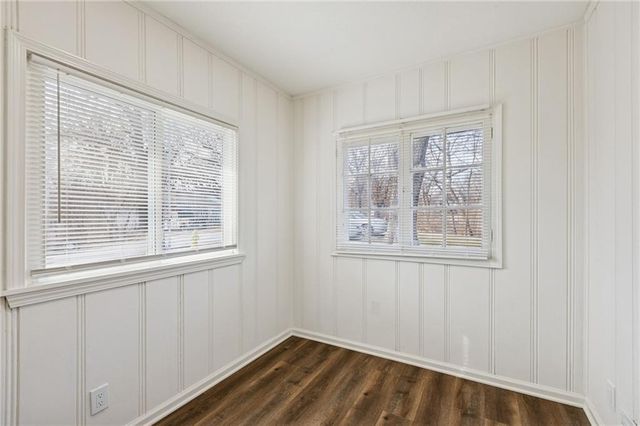 5304 NW Wagon Trail, Houston Lake, MO 64151