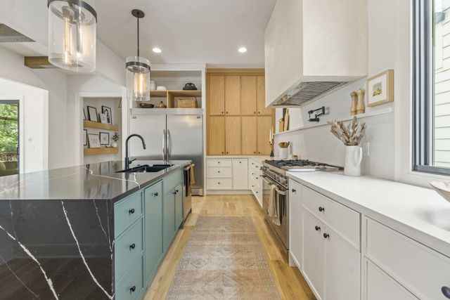 1900 Randolph Pl, Nashville, TN 37215