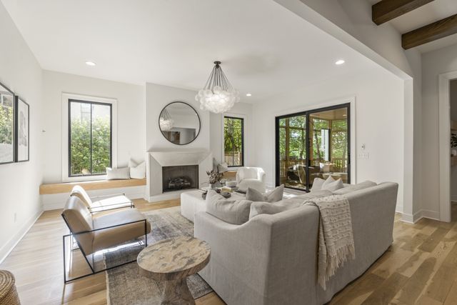 1900 Randolph Pl, Nashville, TN 37215