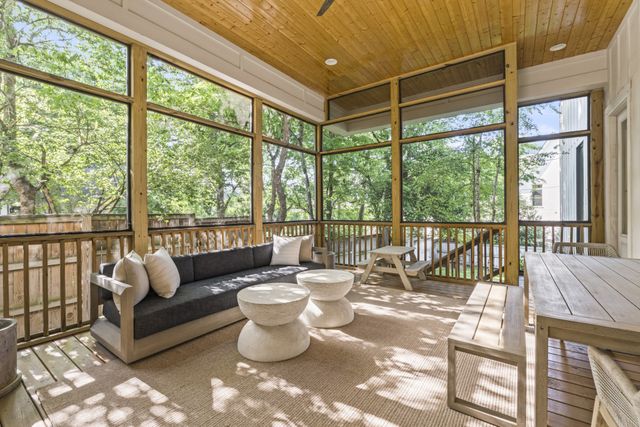 1900 Randolph Pl, Nashville, TN 37215