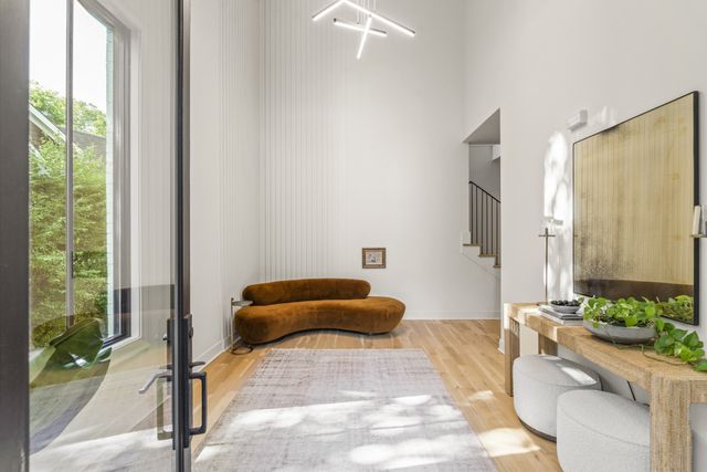 1900 Randolph Pl, Nashville, TN 37215