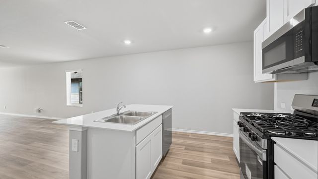 301 WAYLAND Street, Keene, TX 76059