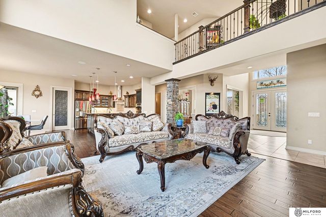 22106 Quail Circle, Elkhorn, NE 68022