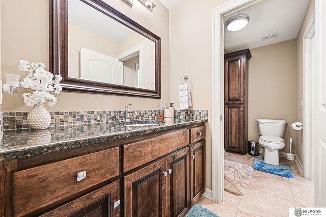 22106 Quail Circle, Elkhorn, NE 68022