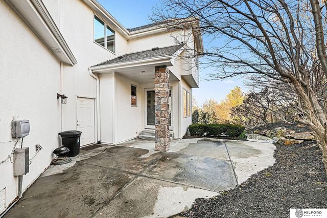 22106 Quail Circle, Elkhorn, NE 68022