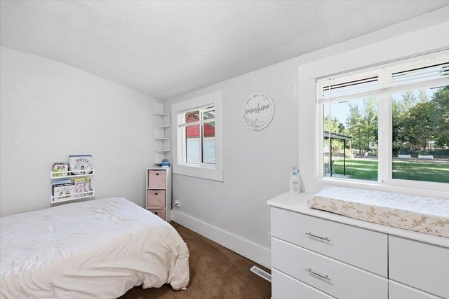 7617 E LIBERTY Ave, Spokane Valley, WA 99212