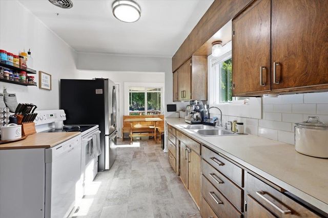 7617 E LIBERTY Ave, Spokane Valley, WA 99212