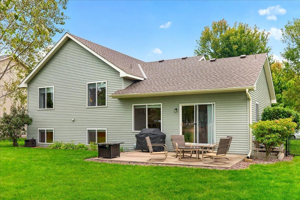 137 6th Street SW, Delano, MN 55328 — photo 5