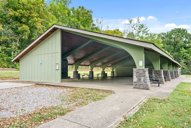 305 Front Ridge Cir, Clarksville, TN 37040