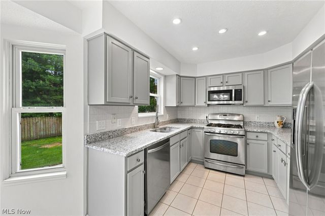 29008 Uxbridge Drive, Willowick, OH 44095
