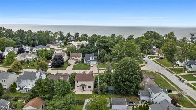 29008 Uxbridge Drive, Willowick, OH 44095