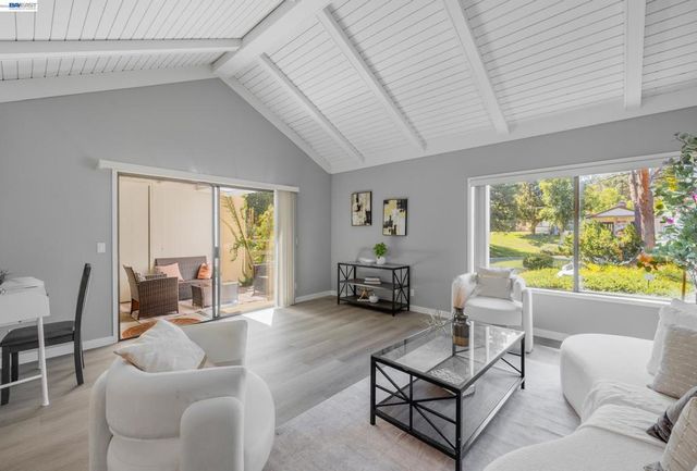 6139 Montgomery Pl, San Jose, CA 95135