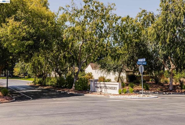 6139 Montgomery Pl, San Jose, CA 95135