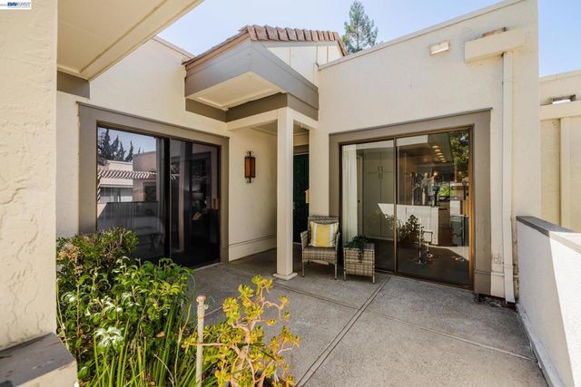 6139 Montgomery Pl, San Jose, CA 95135