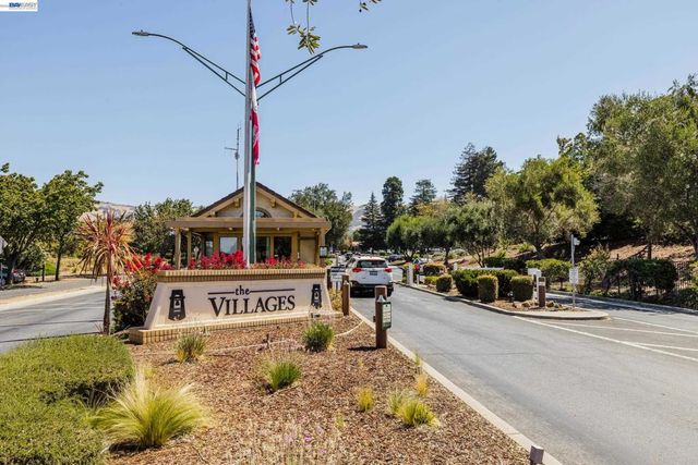 6139 Montgomery Pl, San Jose, CA 95135