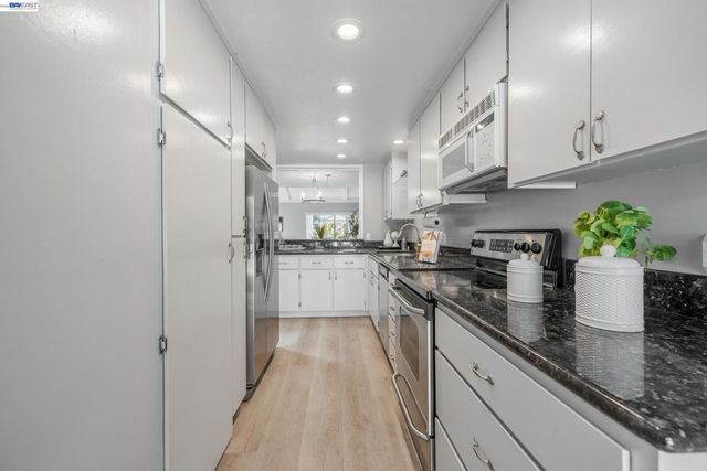 6139 Montgomery Pl, San Jose, CA 95135