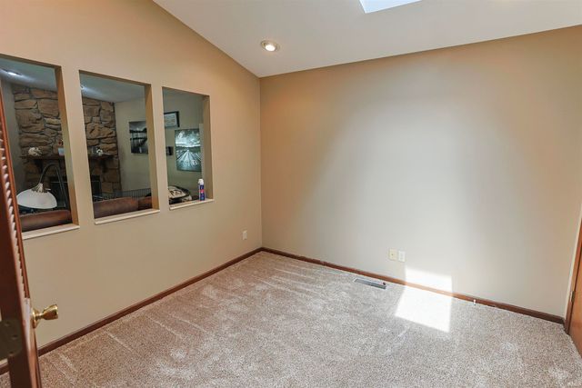 1712 Woodland Drive, Elkhart, IN 46514