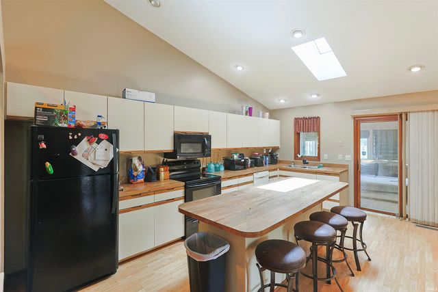 1712 Woodland Drive, Elkhart, IN 46514