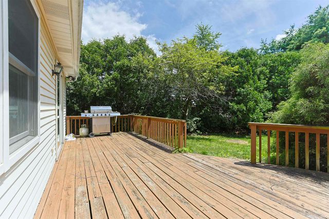 1712 Woodland Drive, Elkhart, IN 46514