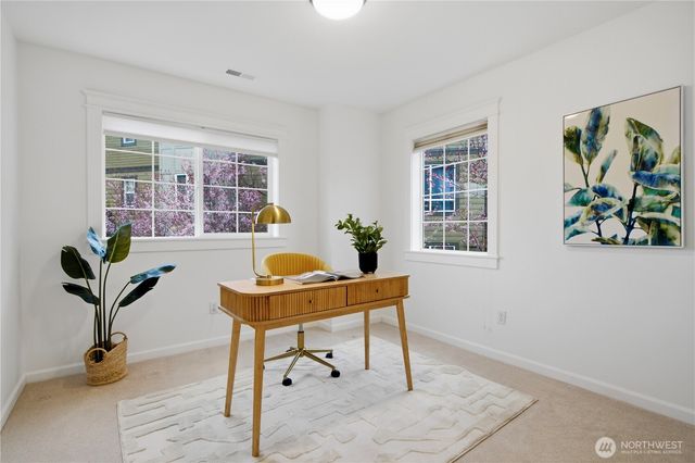 2557 NE Park Dr, Issaquah, WA 98029